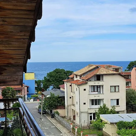 Guest house николови